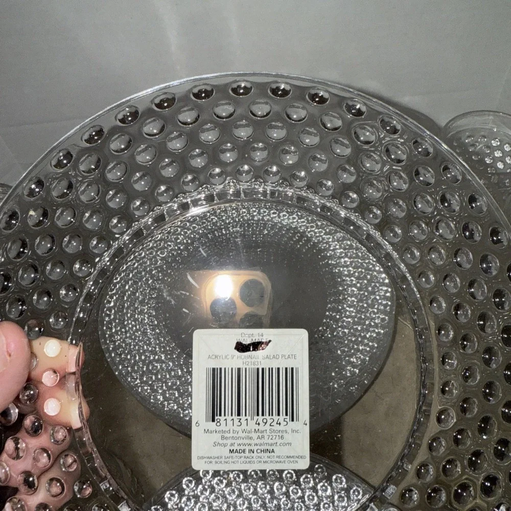 Vtg Acrylic Plastic Dinner Plates And Cups , Hobnail Design , Lot Of 42, Picnic
